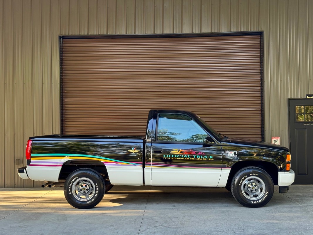 5k-Mile 1993 Chevrolet Silverado 1500 Pace Truck