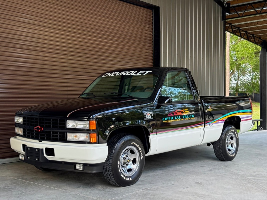 5k-Mile 1993 Chevrolet Silverado 1500 Pace Truck