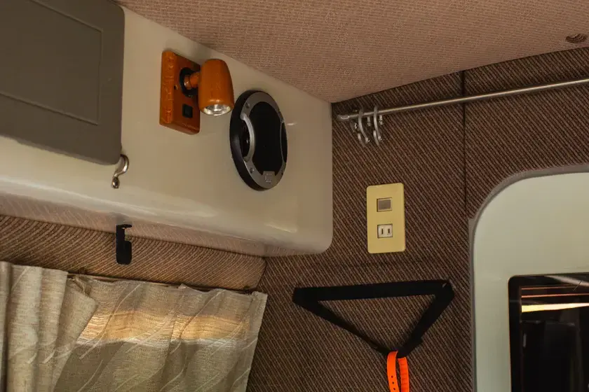 1994 Toyota Hiace Grand Cabin