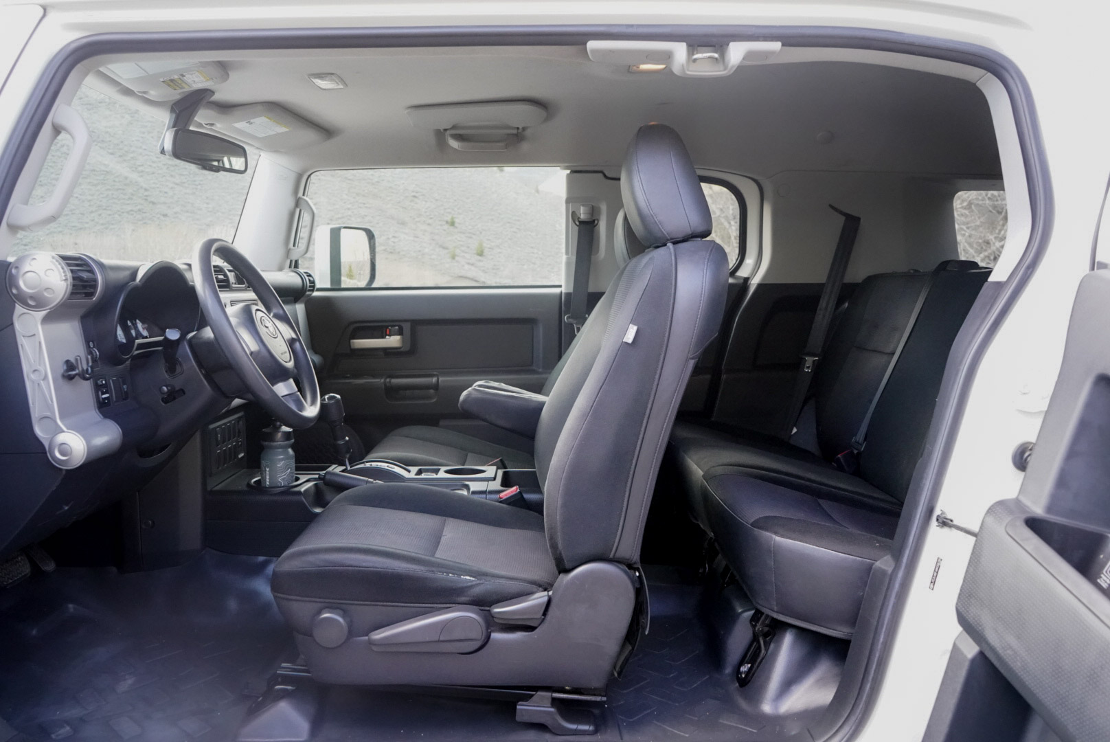 2010 Toyota FJ Cruiser - 5