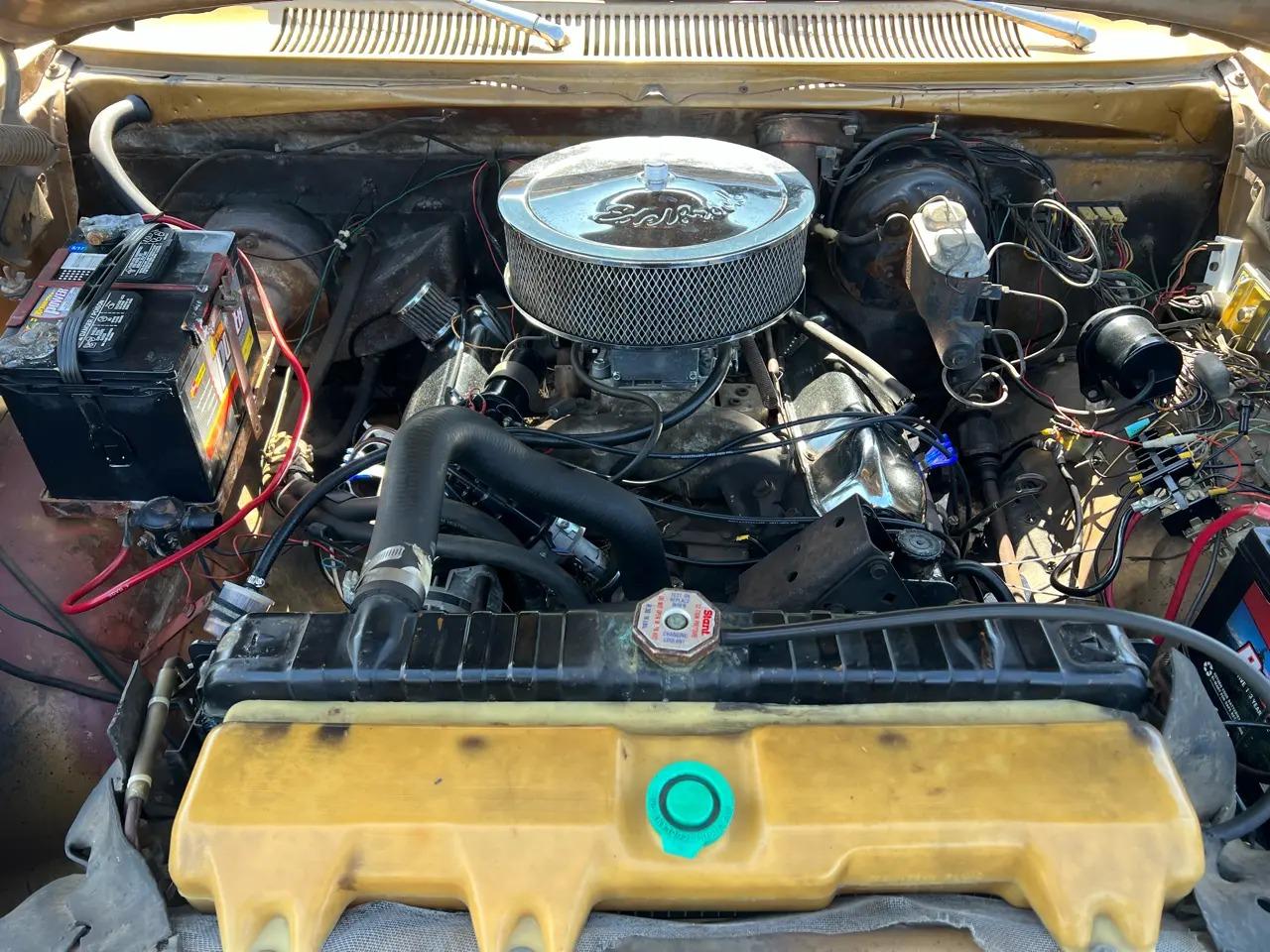 1976 Dodge W200 Club Cab Adventurer