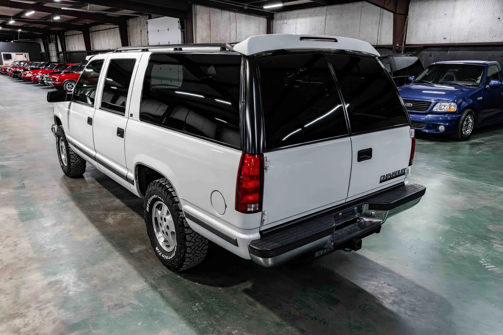 1995 Chevrolet Suburban - 3