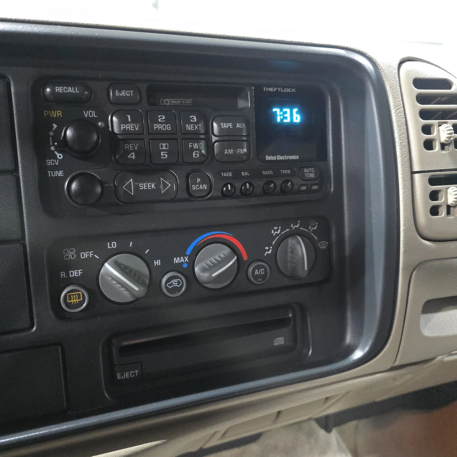 1999 Chevrolet Suburban 2500