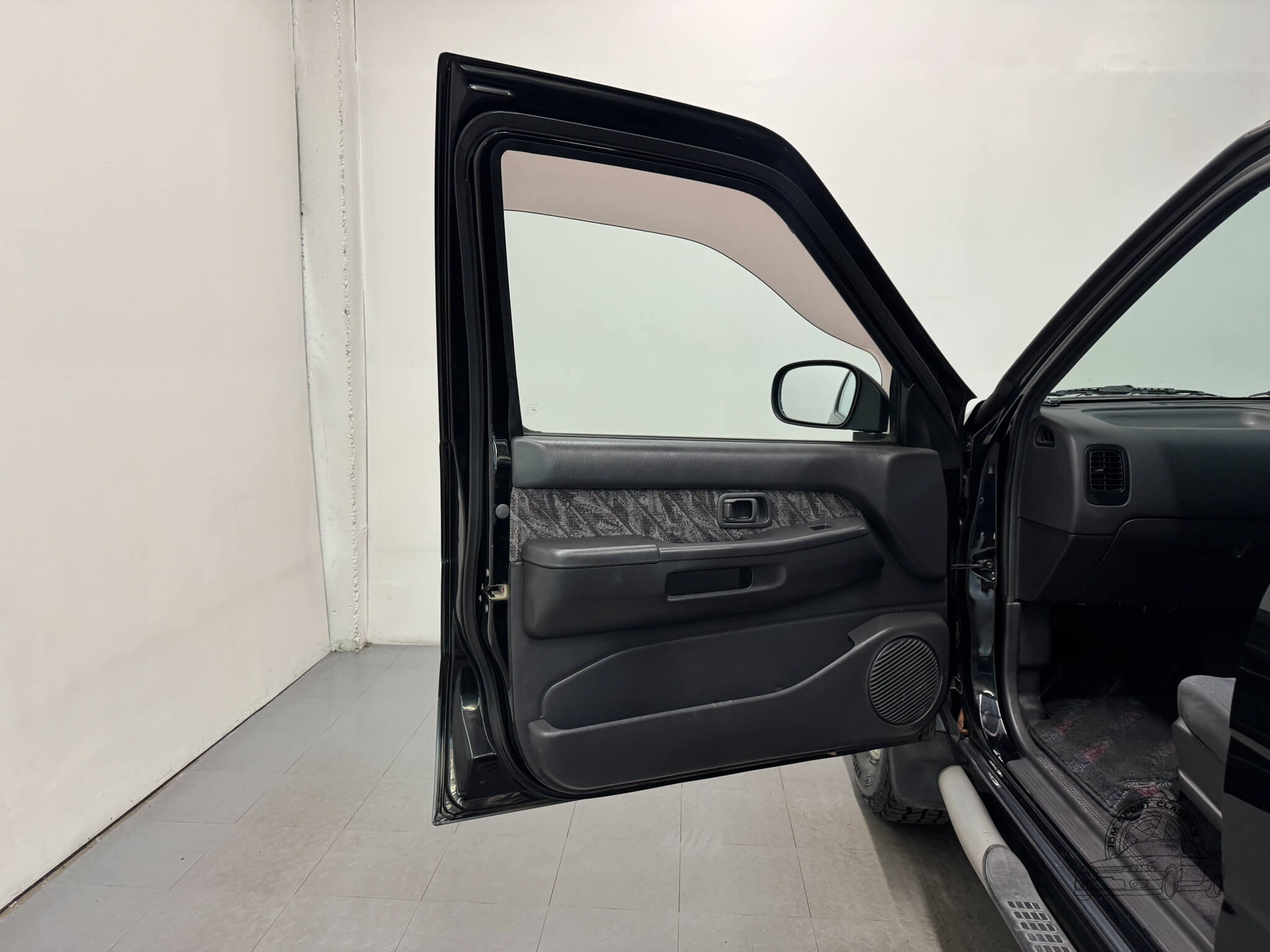 1996 Nissan Terrano R3M-R