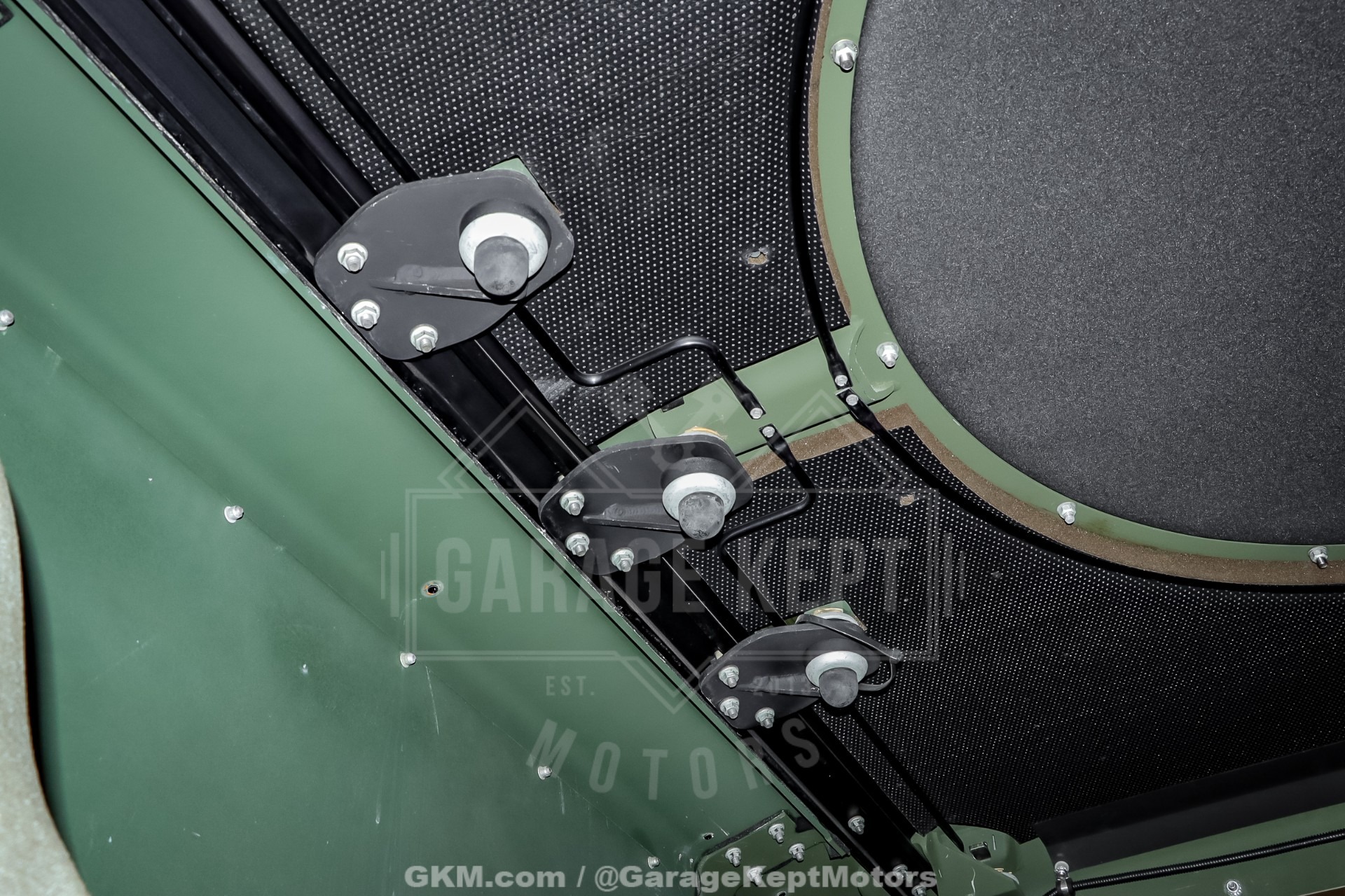 2009 AM General M1165A1