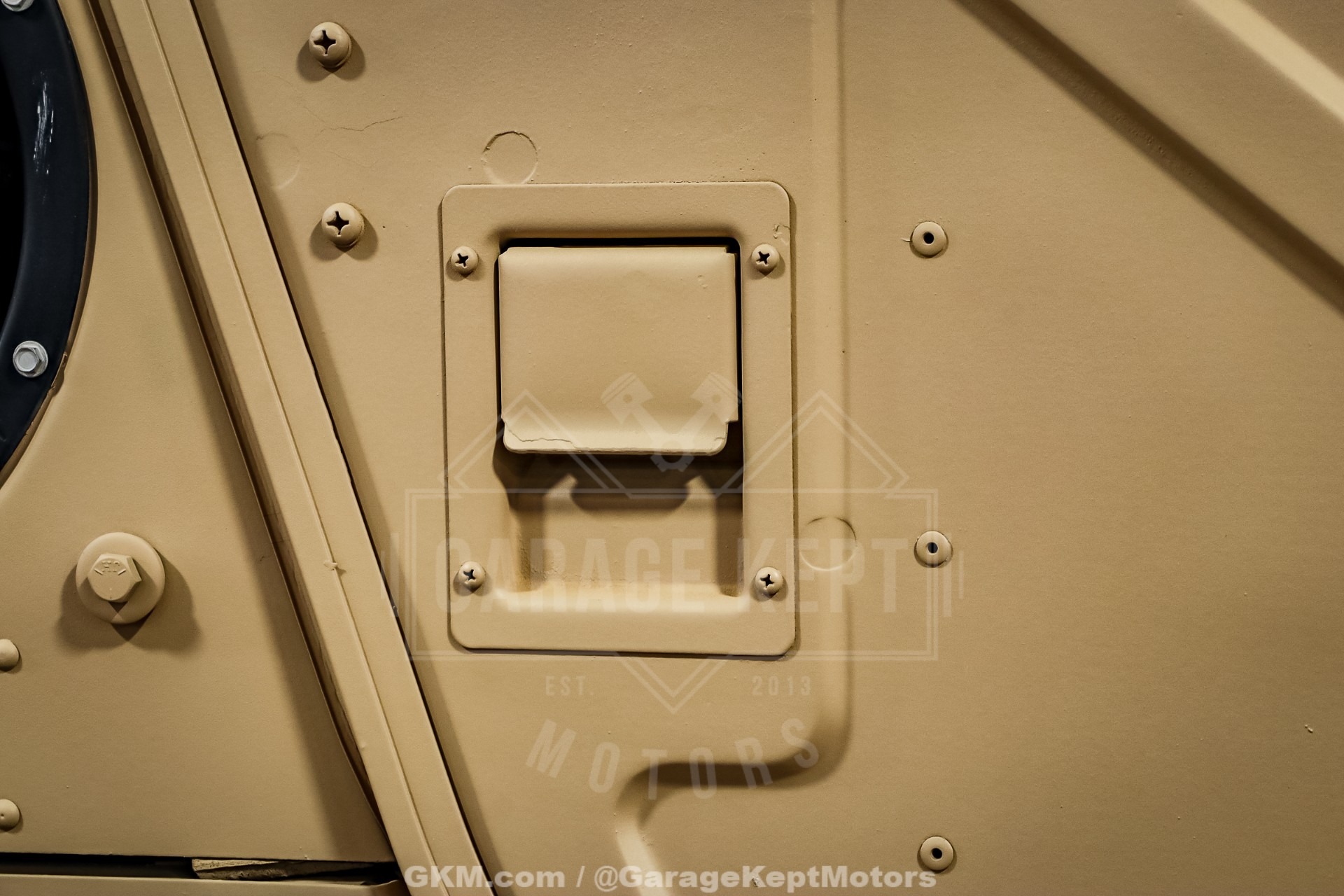 2009 AM General M1165A1