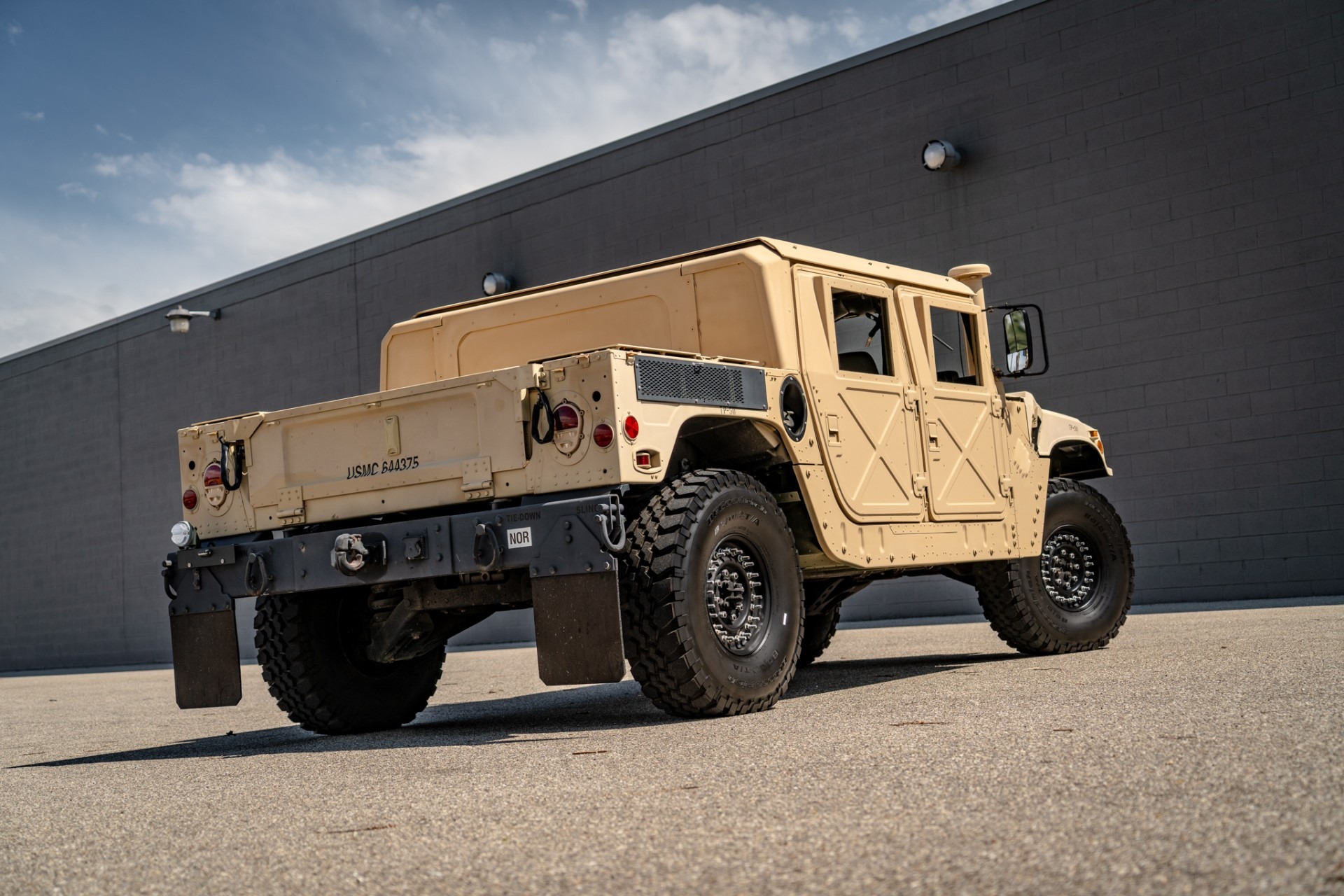 2009 AM General M1165A1