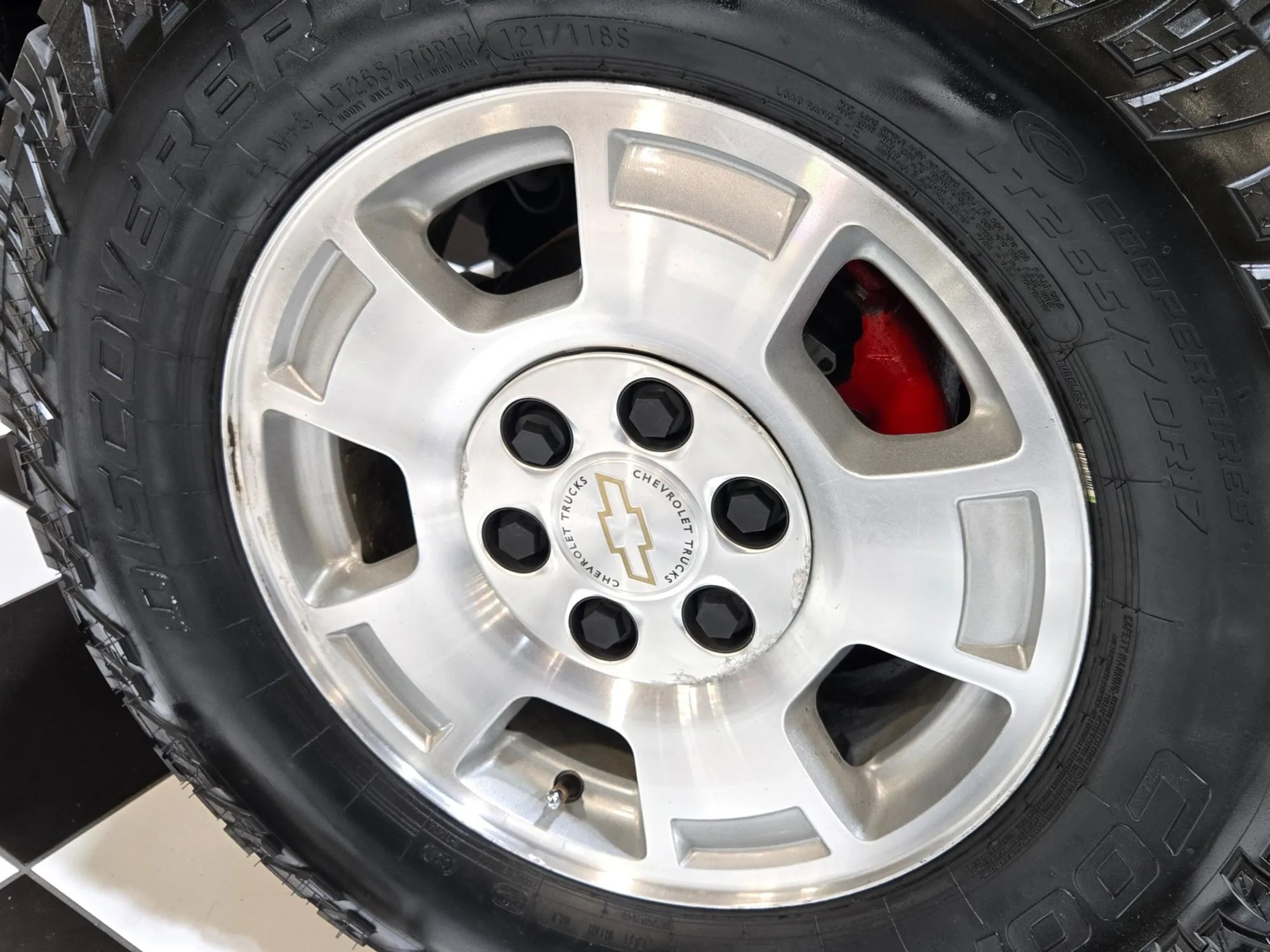 1995 Chevrolet Tahoe LS - 5