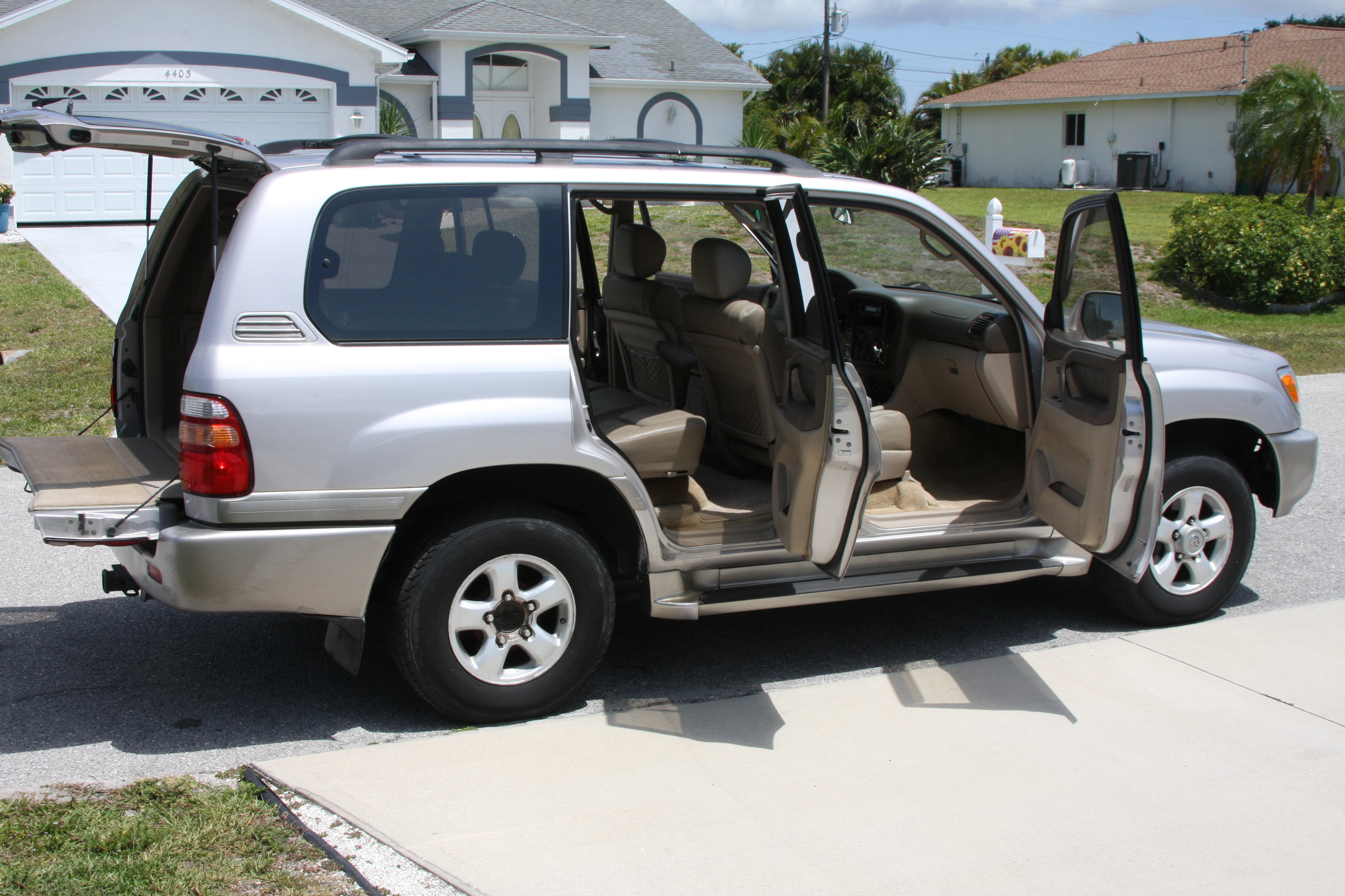 2000 Toyota Land Cruiser