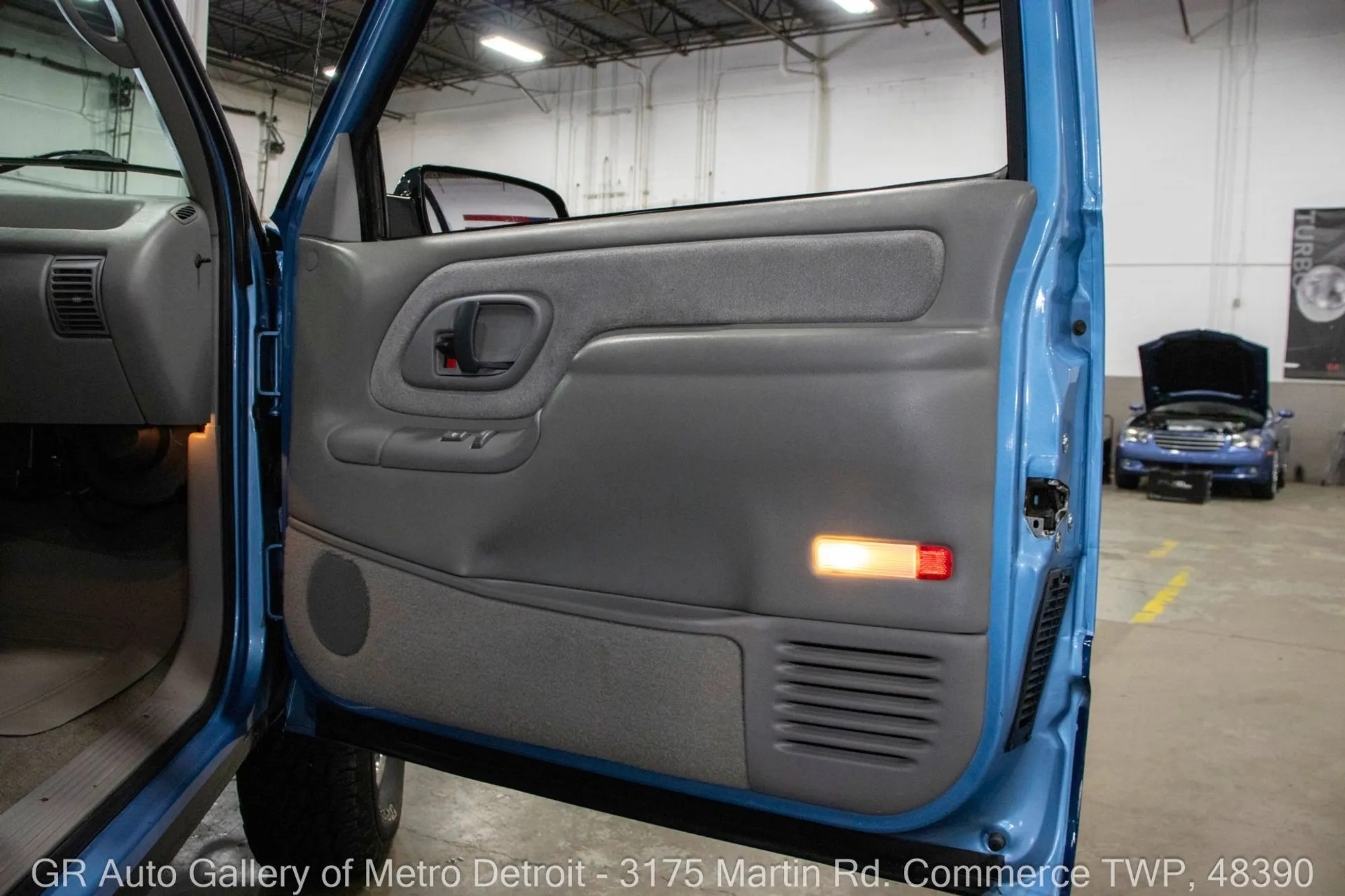 28k-Mile 1996 Chevrolet K-2500