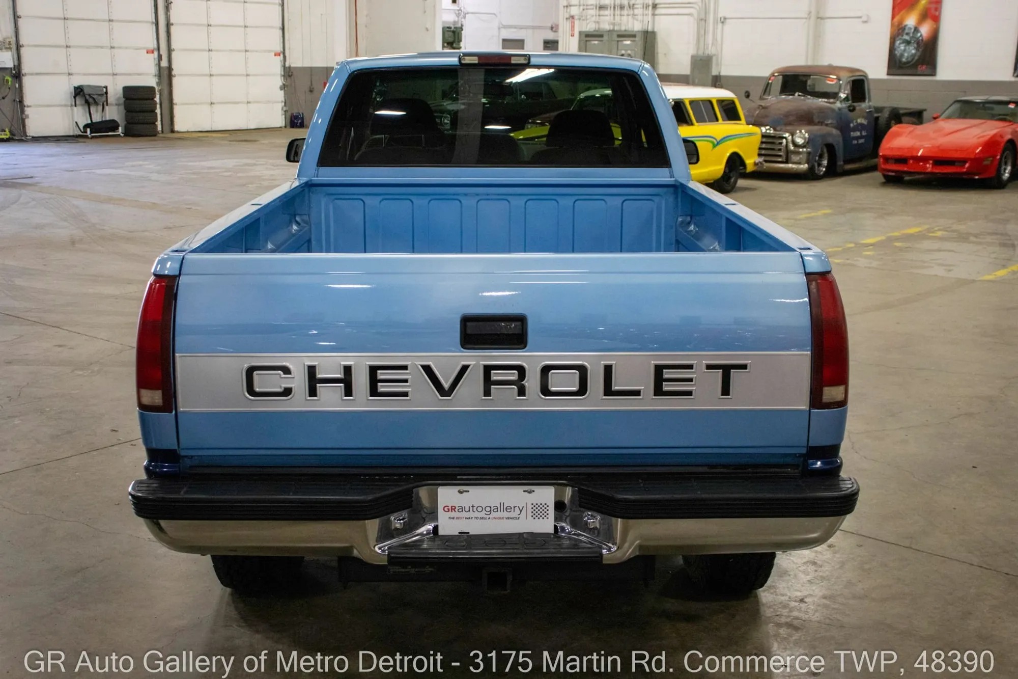 28k-Mile 1996 Chevrolet K-2500 - 5