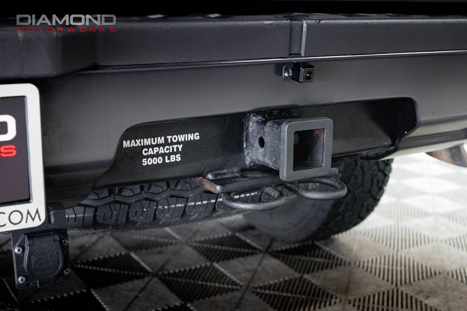 2009 Hummer H3T Alpha