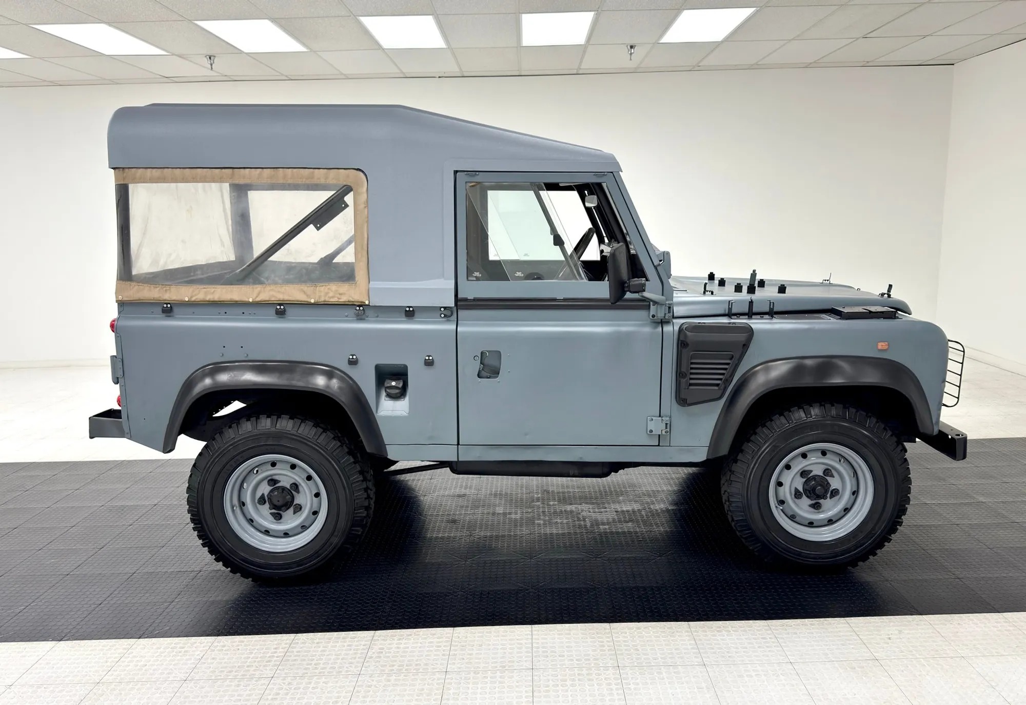 1998 Land Rover Defender 110
