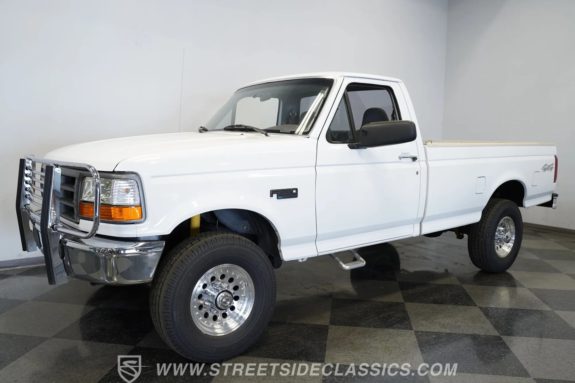 1996 Ford F-250 XL - 3