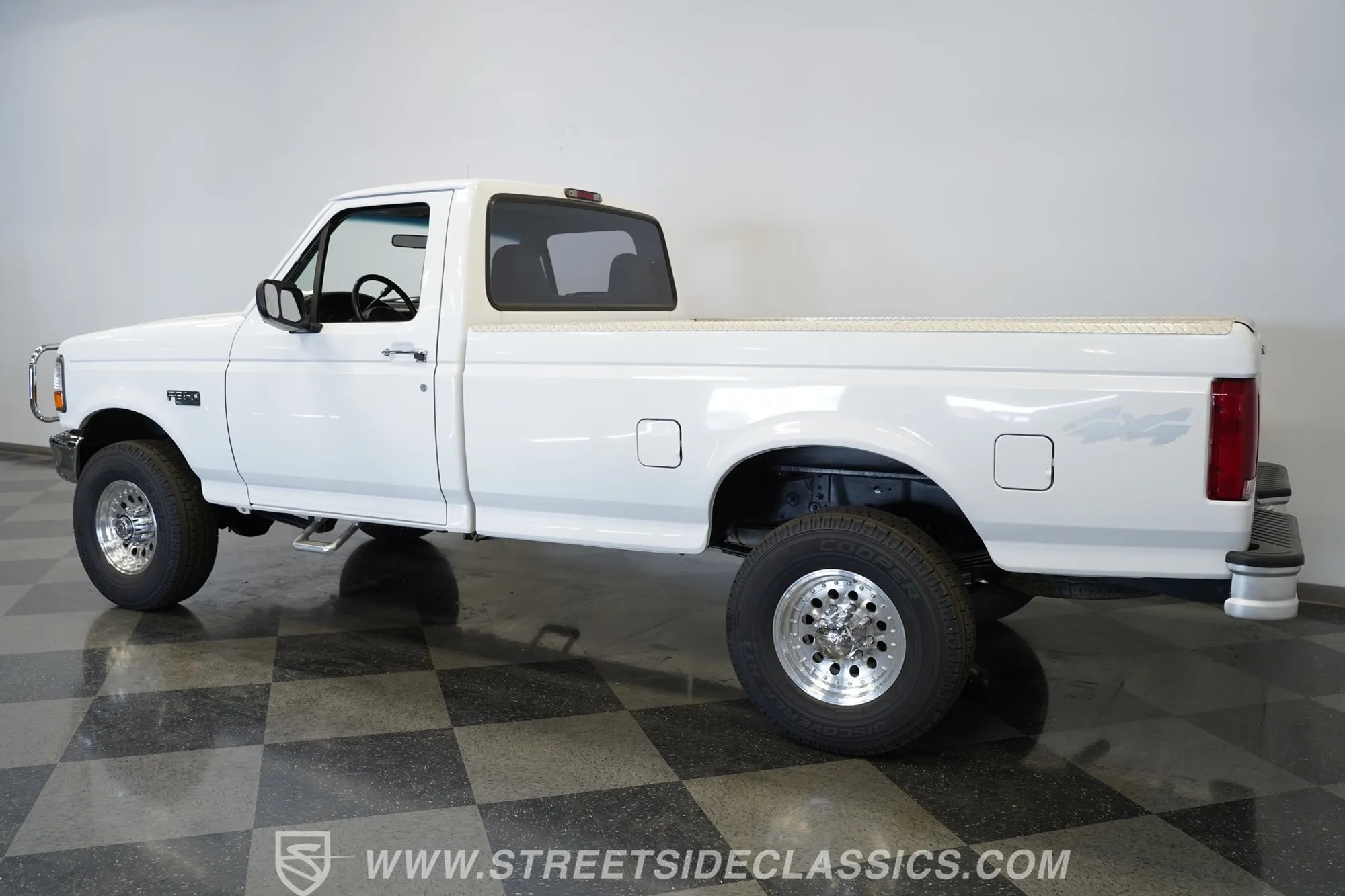 1996 Ford F-250 XL - 4
