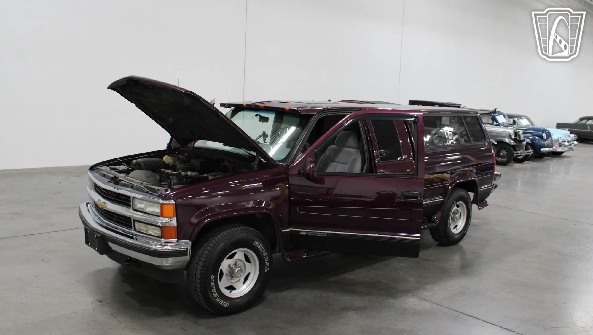 1996 Chevrolet K1500 Silverado - 2