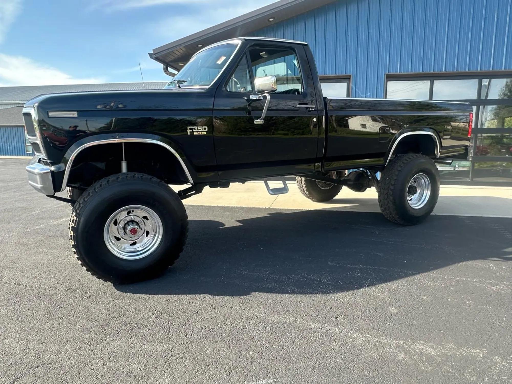 1986 Ford F-350 XL - 3