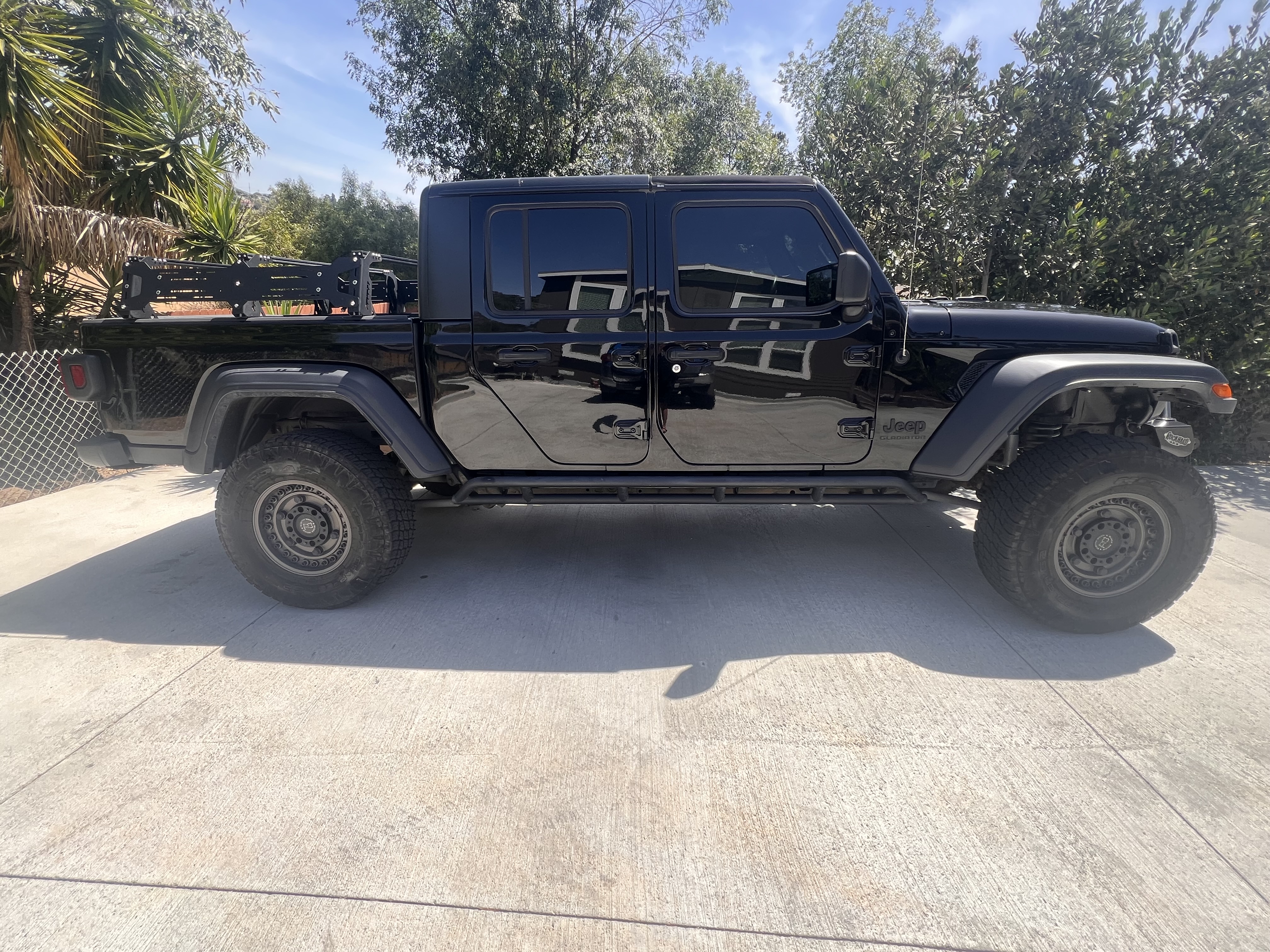 2021 Jeep Gladiator - 3