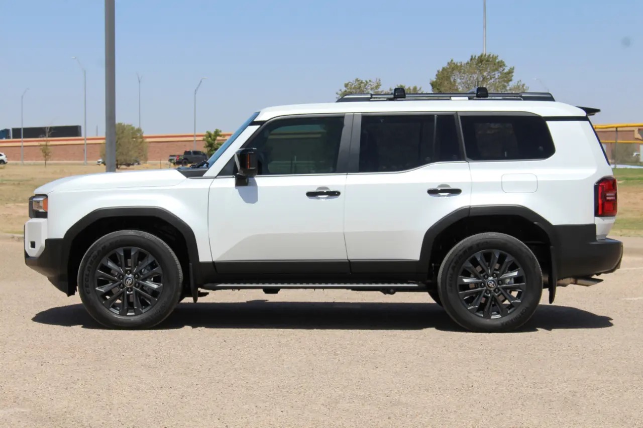 2025 Toyota Land Cruiser