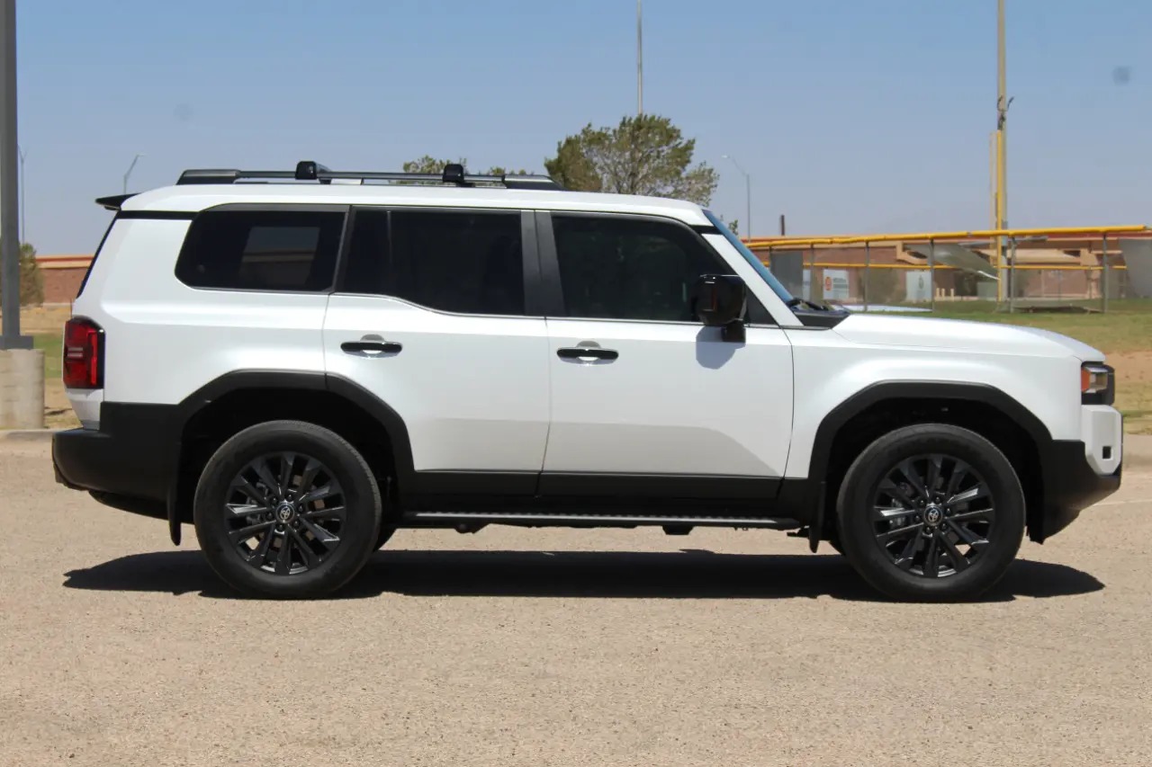 2025 Toyota Land Cruiser