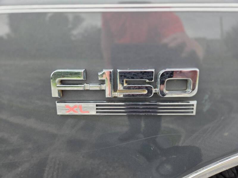 30k-Mile 1990 Ford F-150 XL