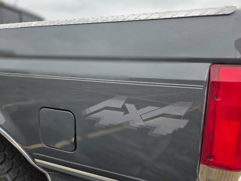 30k-Mile 1990 Ford F-150 XLT Lariat