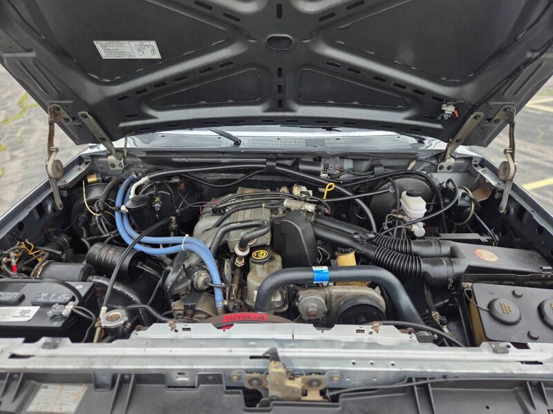 30k-Mile 1990 Ford F-150 XLT Lariat