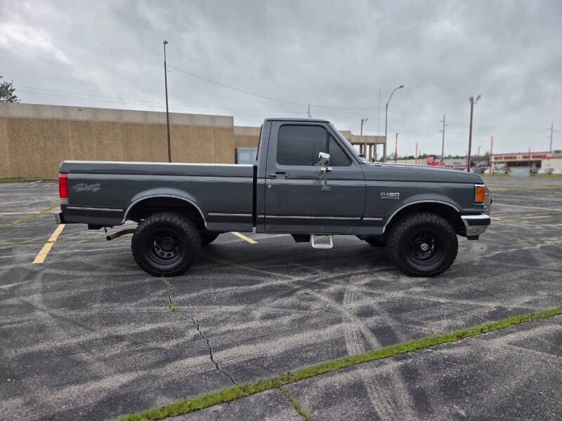 30k-Mile 1990 Ford F-150 XLT Lariat