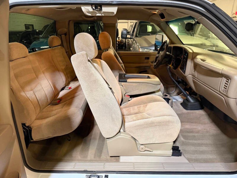 2003 Chevrolet Silverado 3500 LS