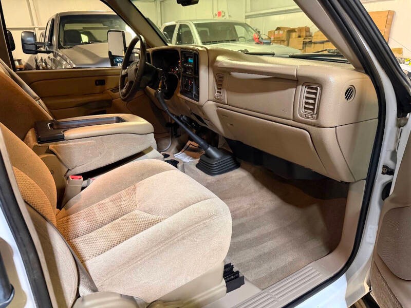 2003 Chevrolet Silverado 3500 LS