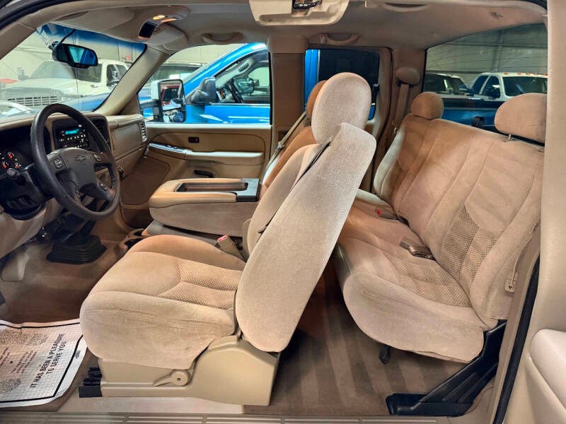 2003 Chevrolet Silverado 3500 LS