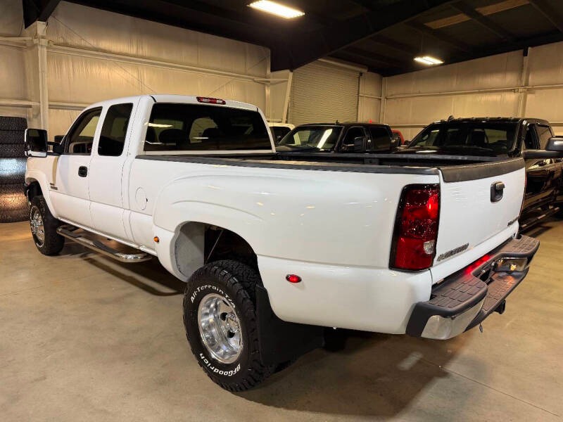 2003 Chevrolet Silverado 3500 LS