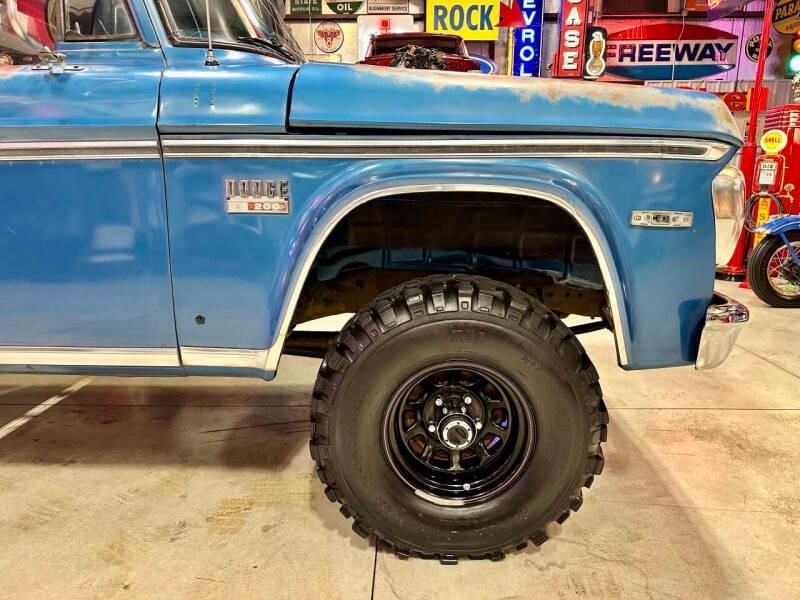 1970 Dodge D200 Adventurer Pickup