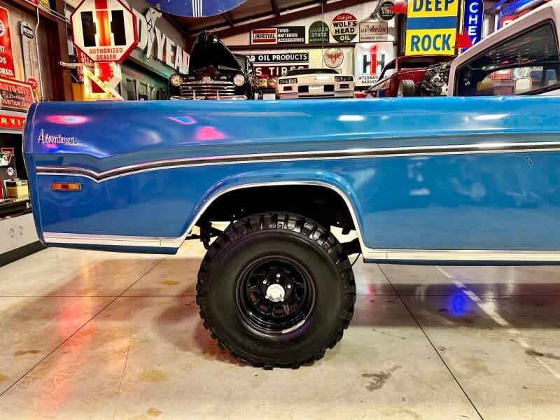 1970 Dodge D200 Adventurer Pickup