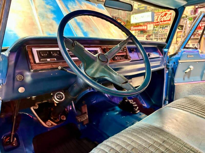 1970 Dodge D200 Adventurer Pickup
