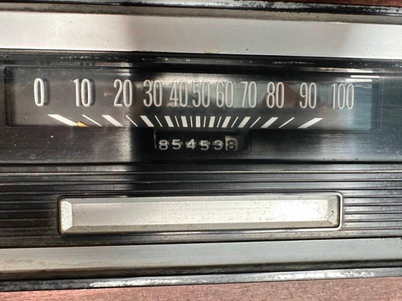 1970 Dodge D200 Adventurer Pickup