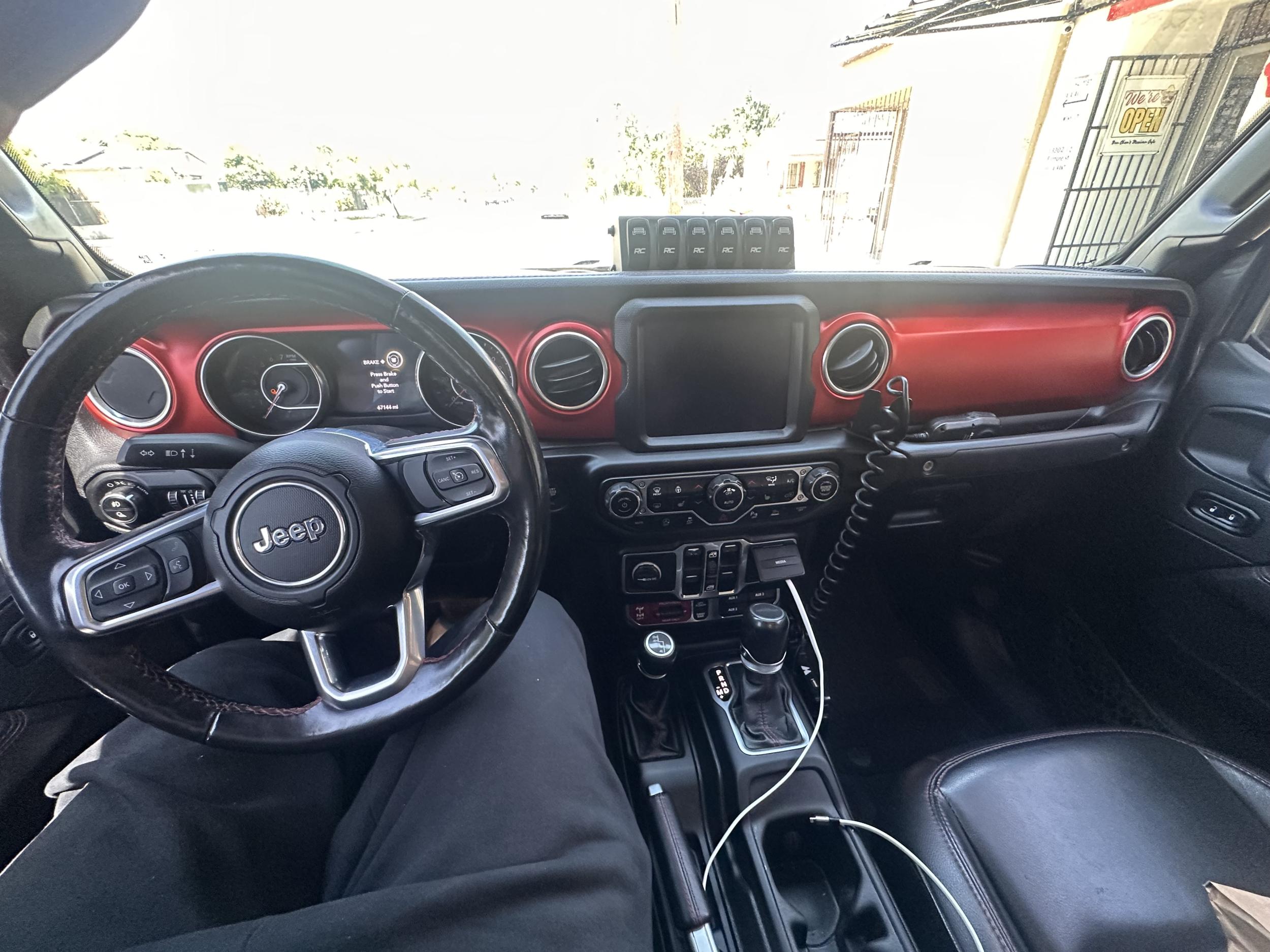 2021 Jeep Gladiator
