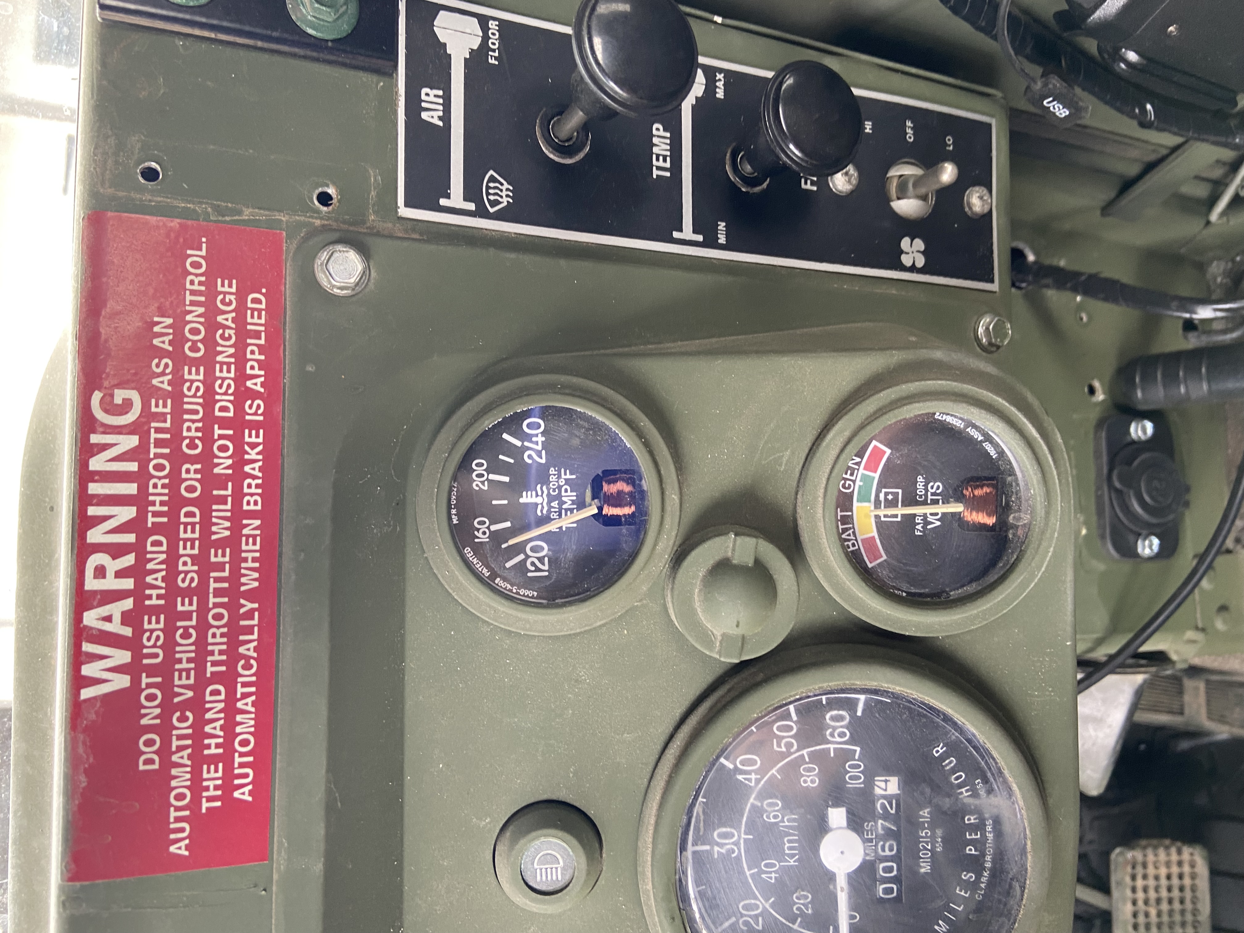 2004 AM General HMMWV M1097A2