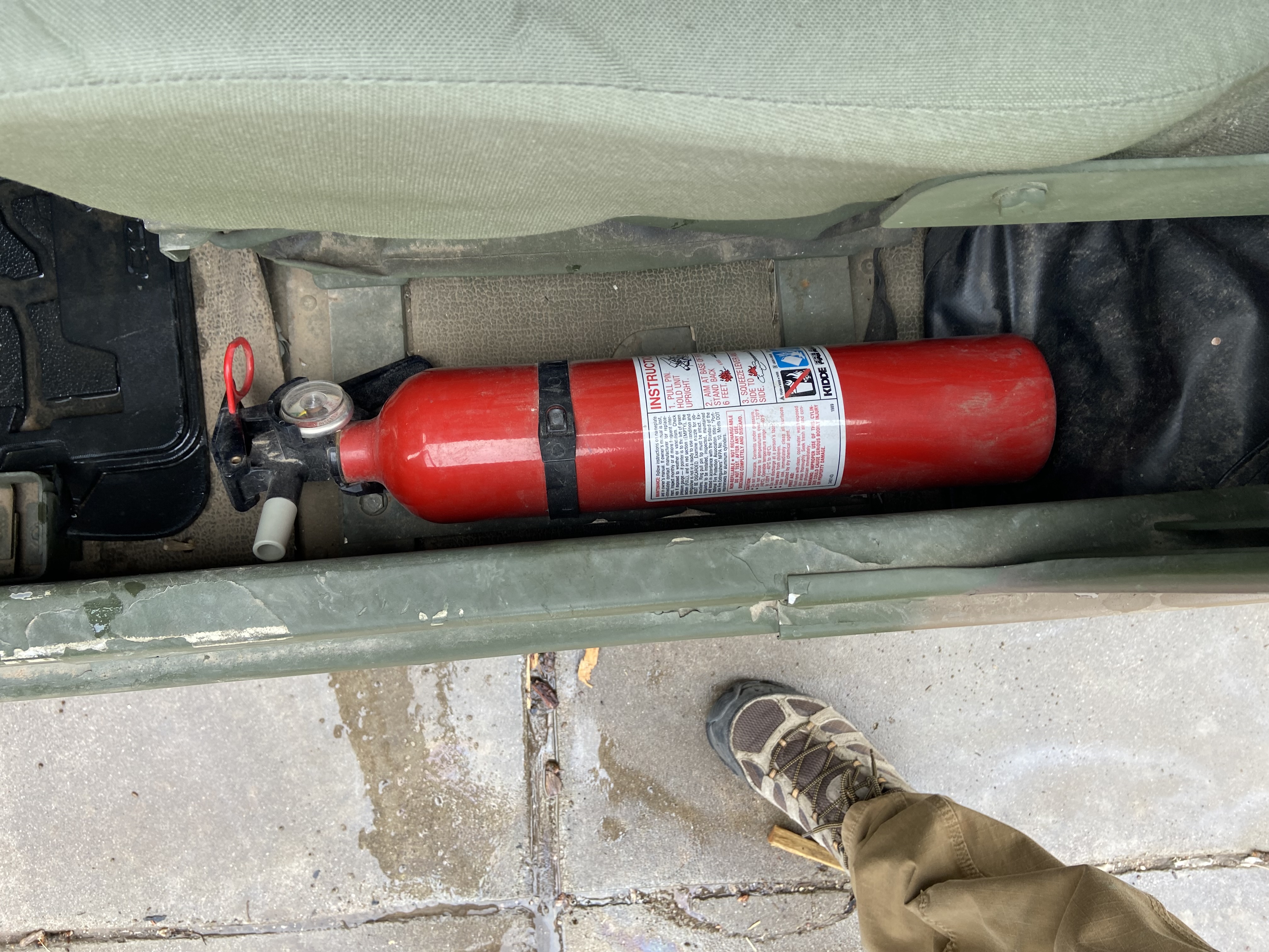 2004 AM General HMMWV M1097A2