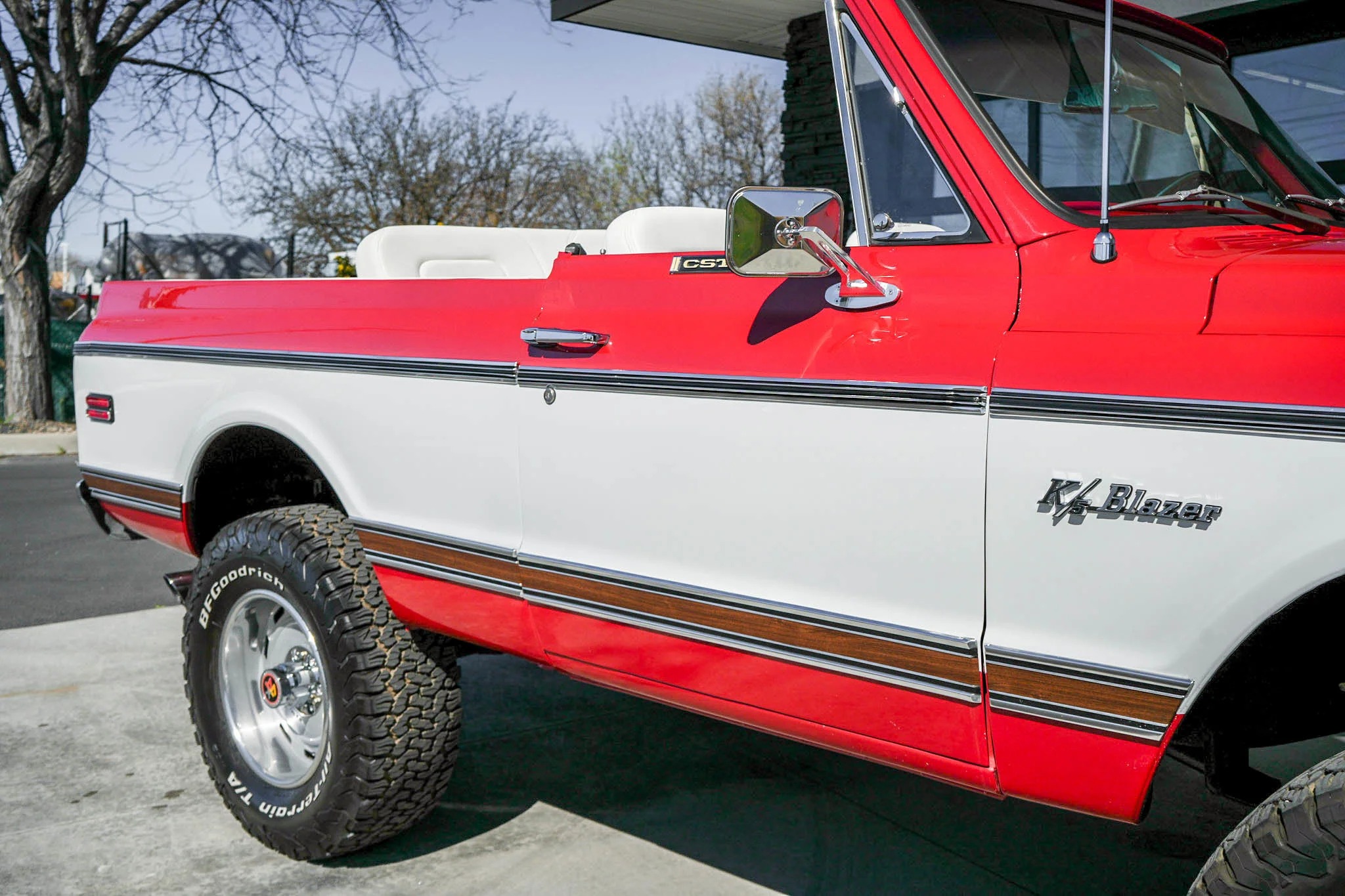 LS2-Powered 1971 Chevrolet K5 Blazer