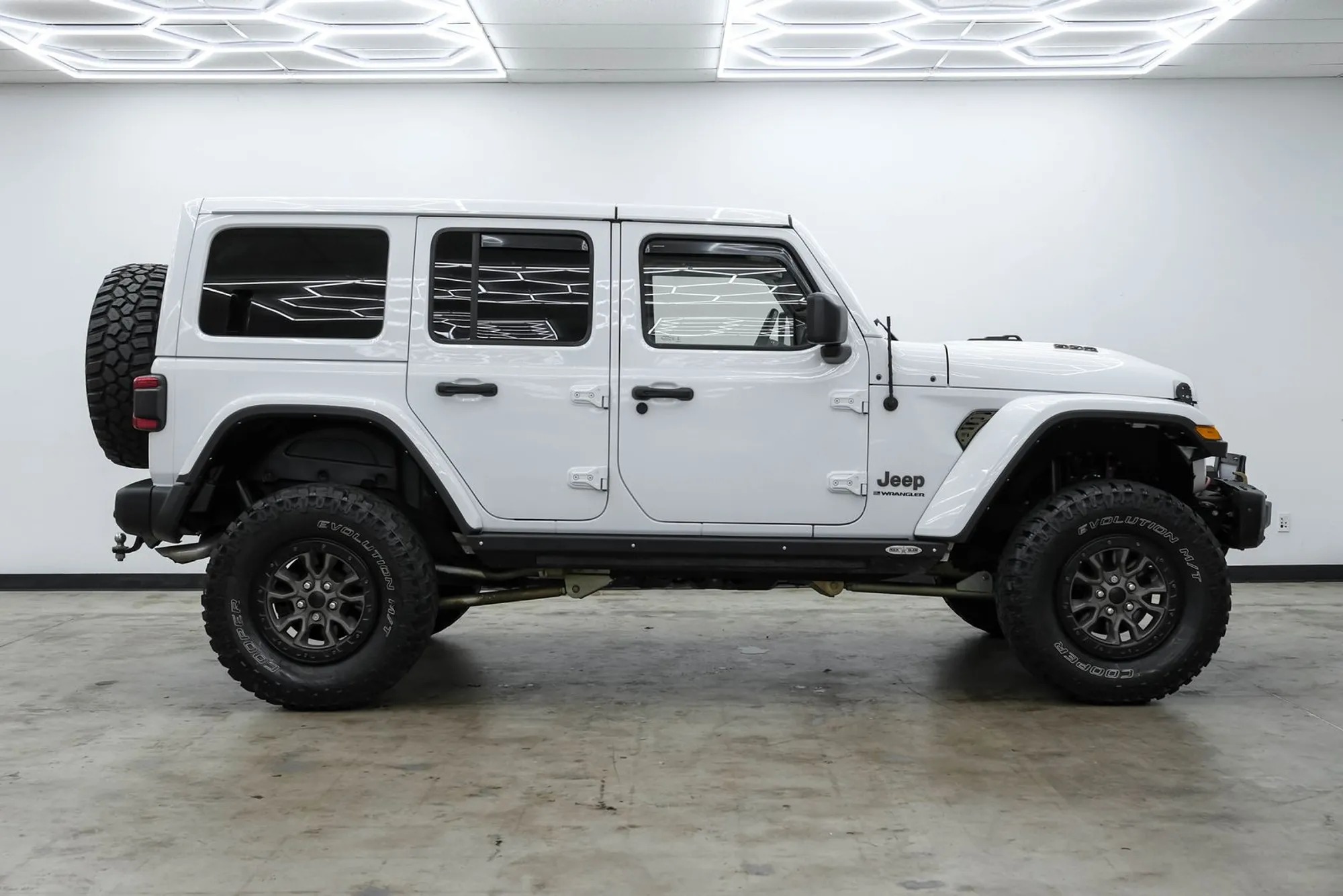 2023 Jeep Wrangler Rubicon 392 - 4