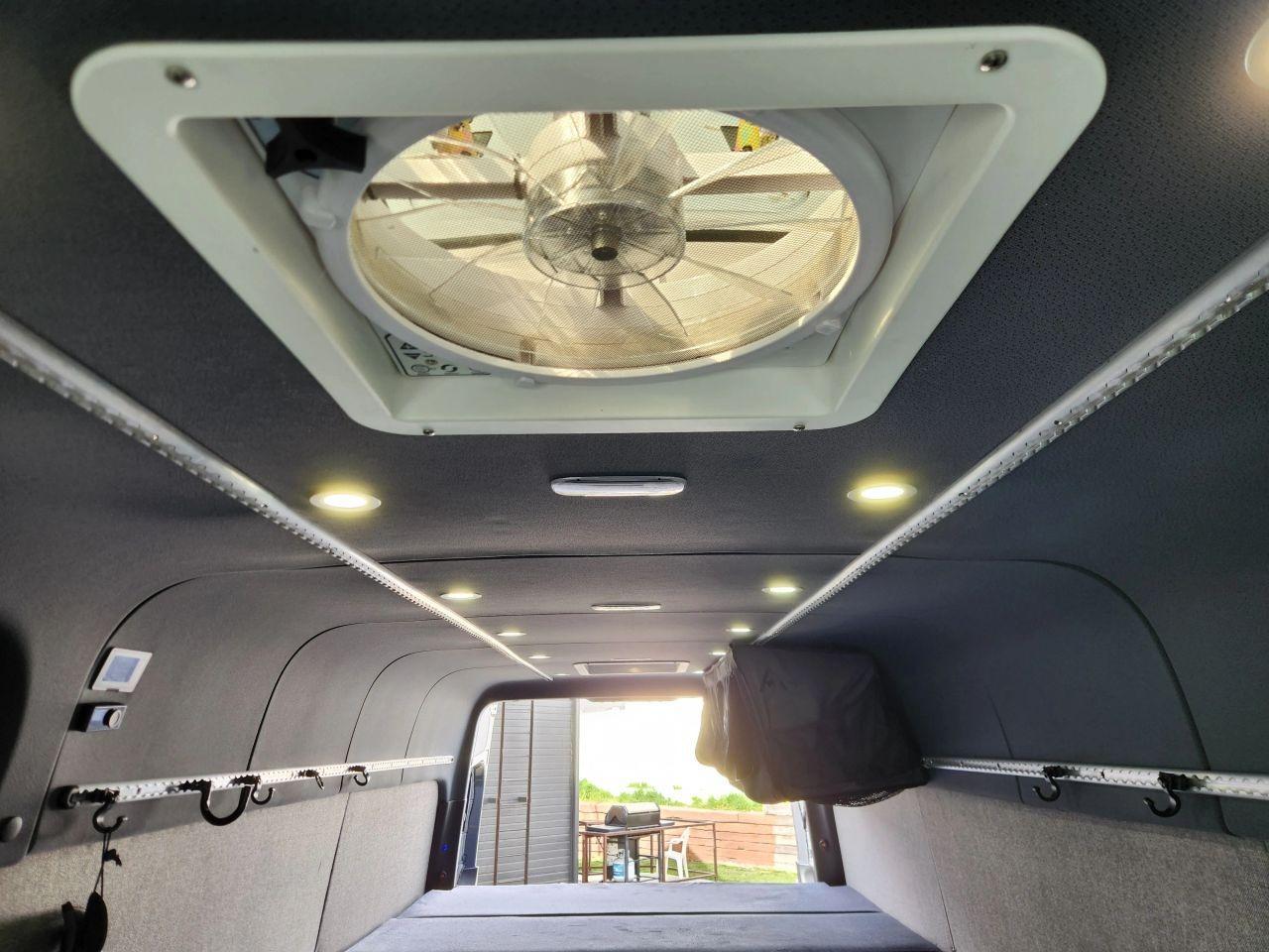2022 Mercedes-Benz Sprinter 2500 Camper