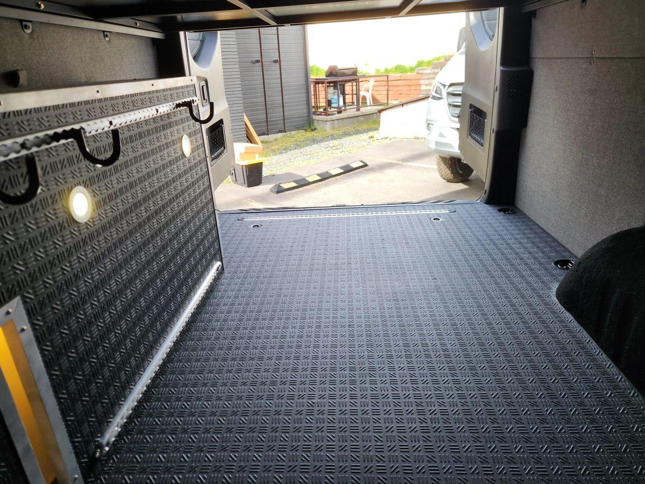 2022 Mercedes-Benz Sprinter 2500 Camper