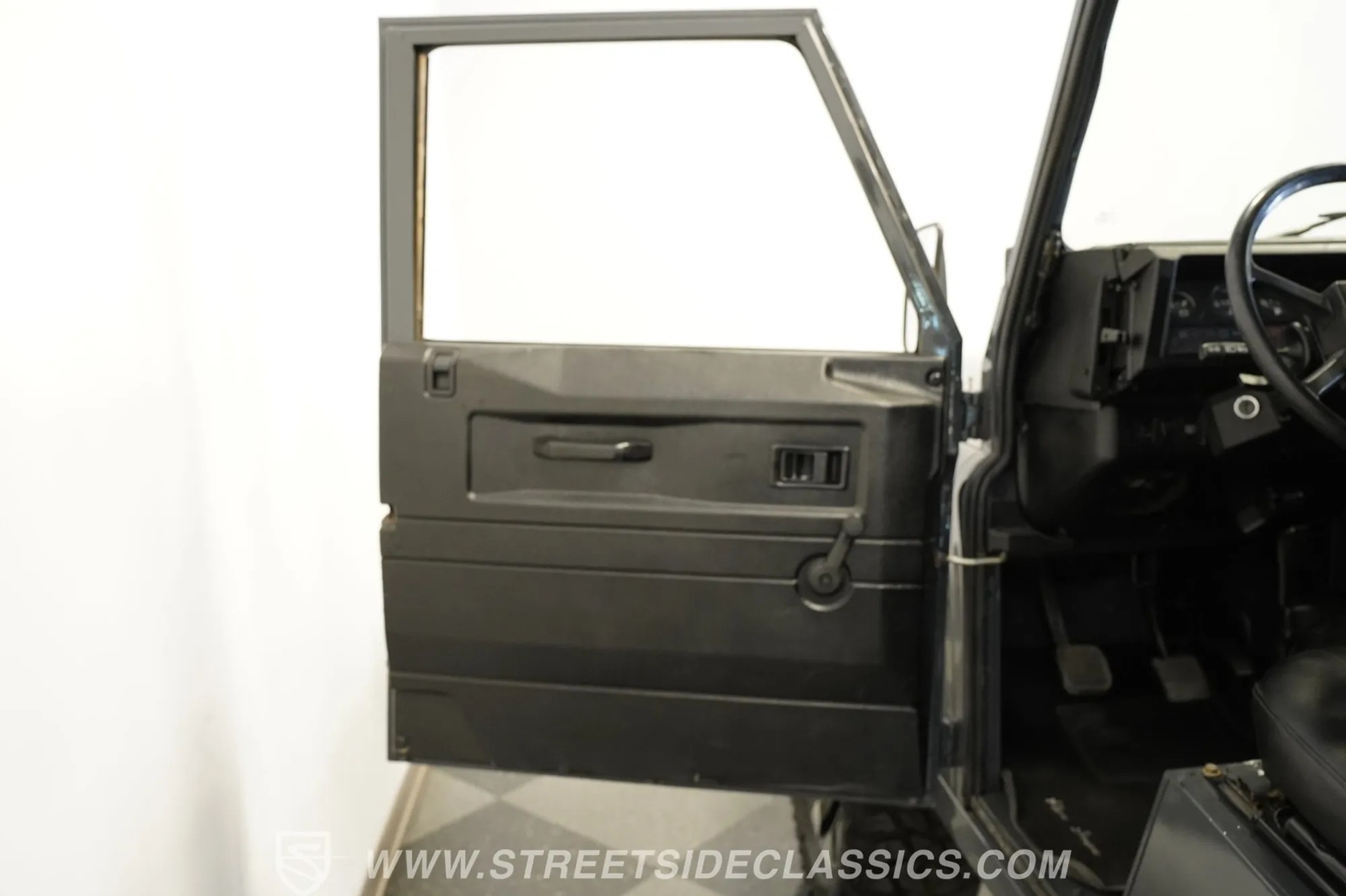 1987 Land Rover Defender 90