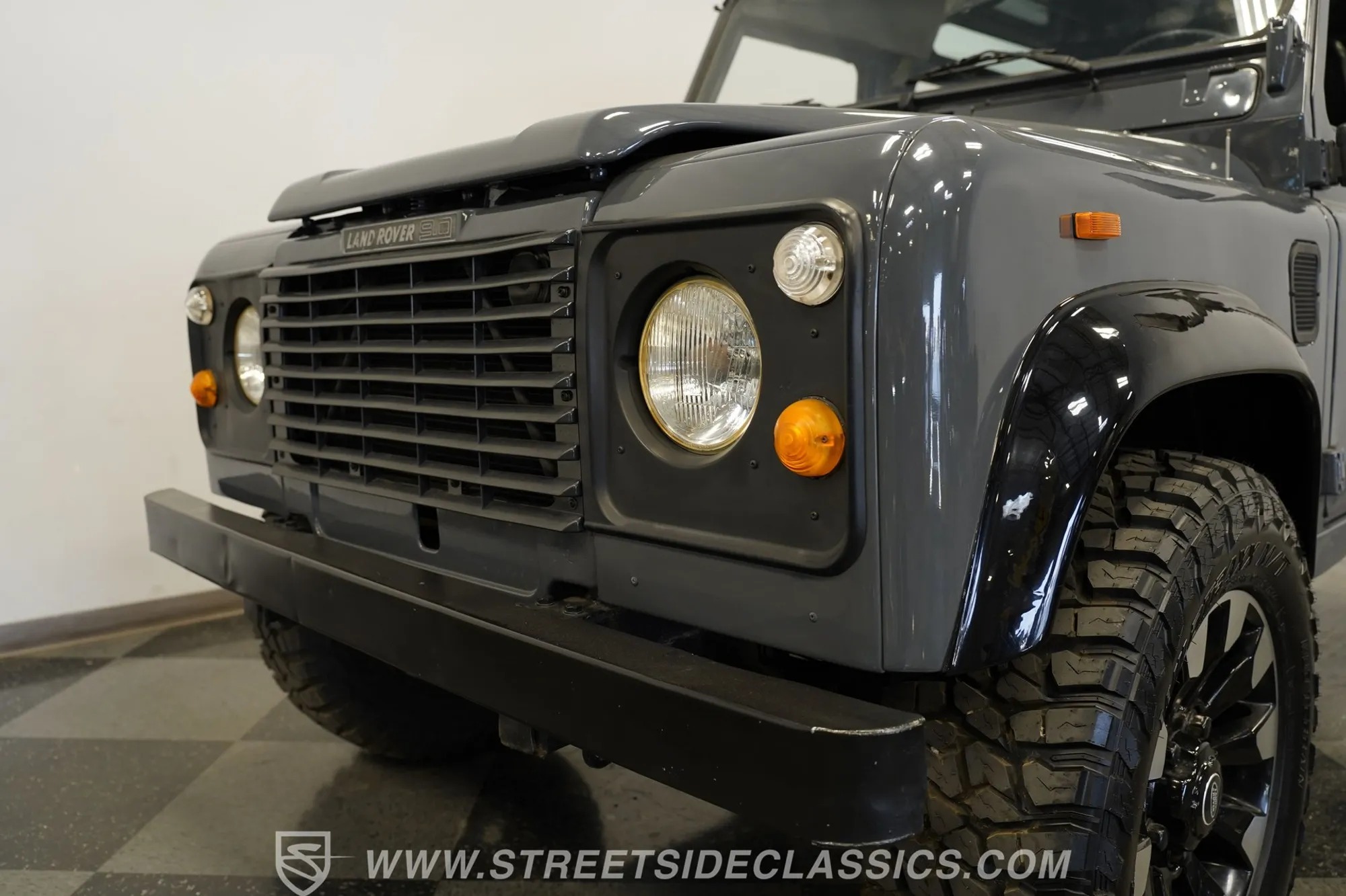 1987 Land Rover Defender 90