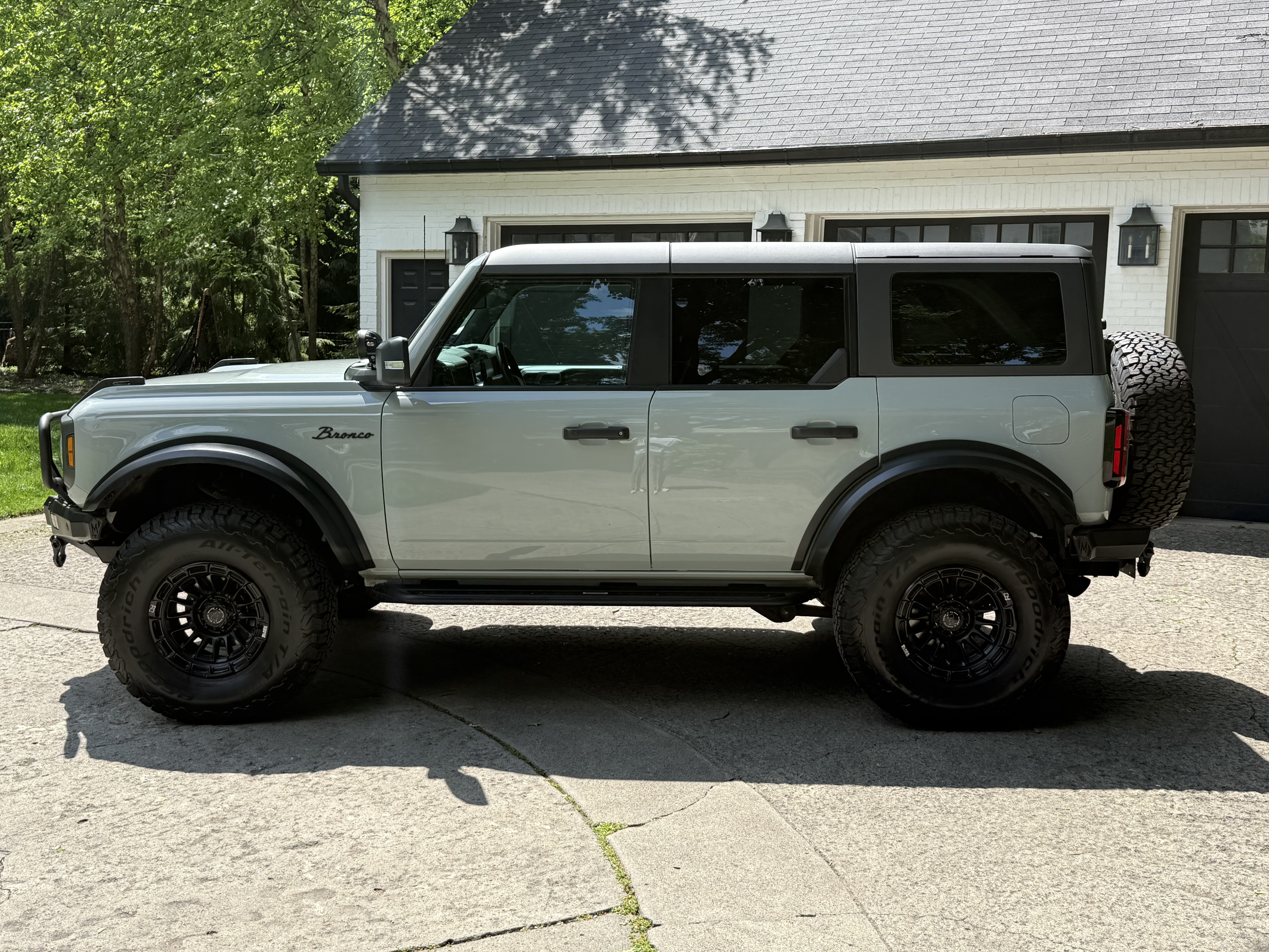 2022 Ford Bronco Badlands Advanced - 3