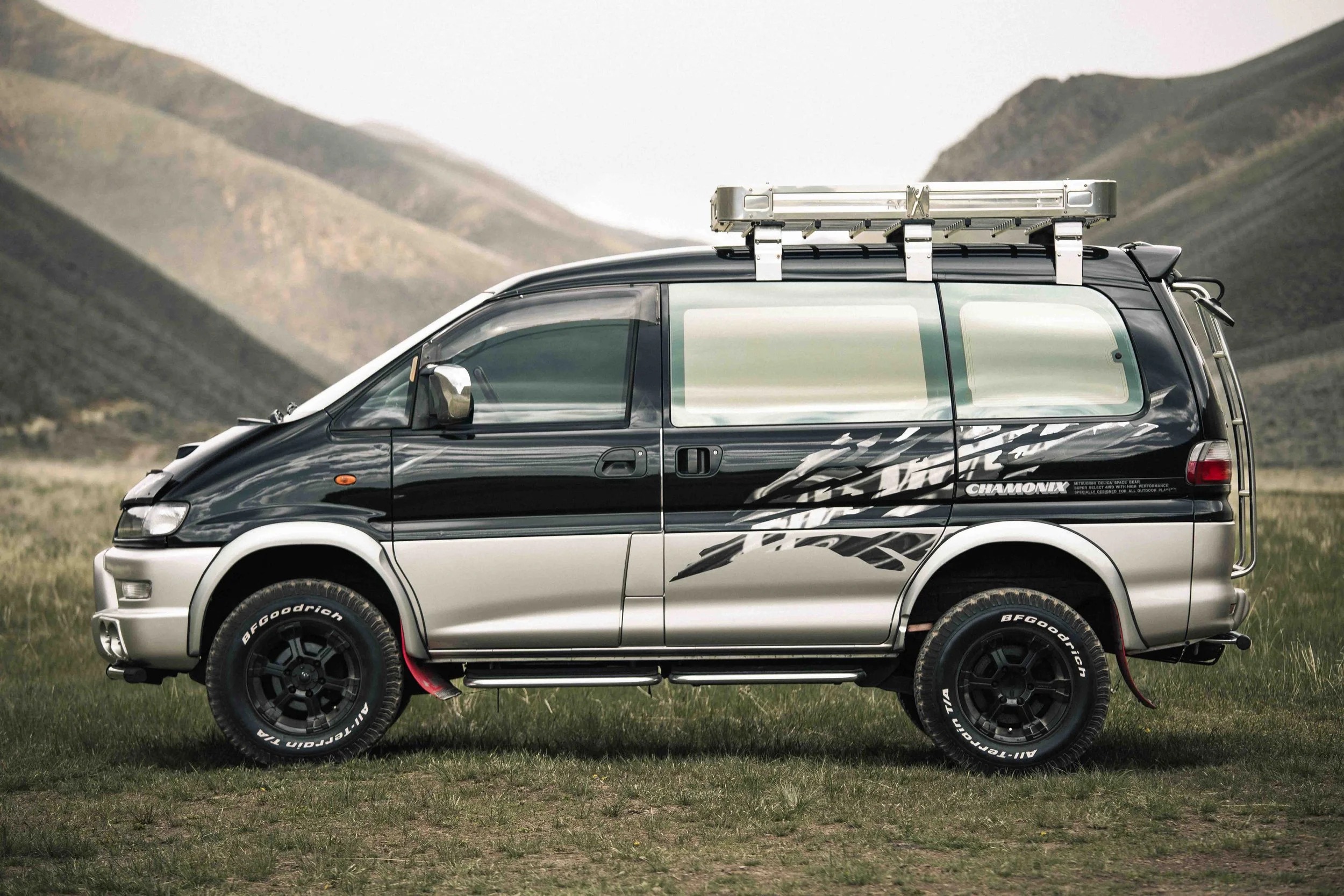 1997 Mitsubishi Delica L400 Space Gear Chamonix