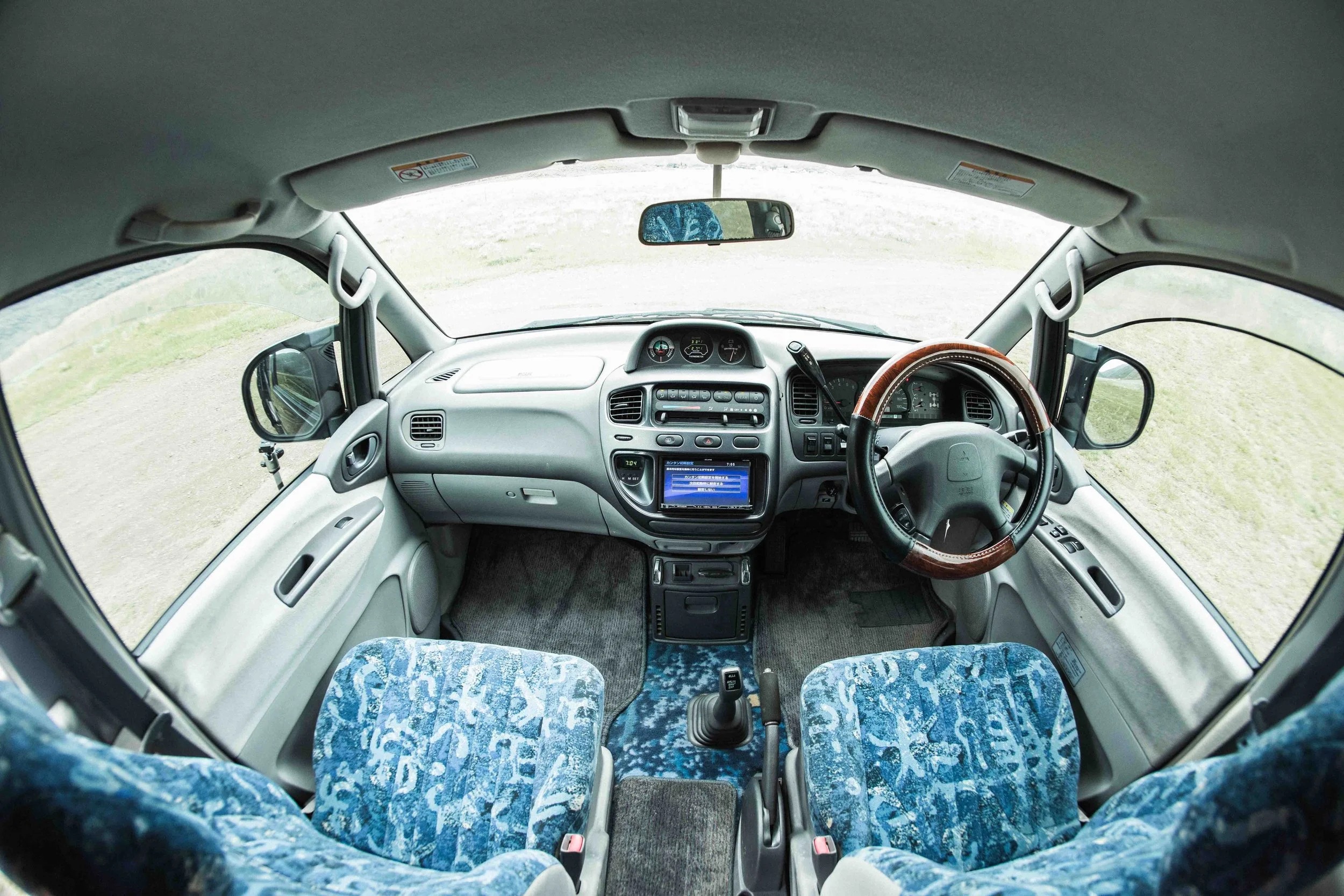 1997 Mitsubishi Delica L400 Space Gear Chamonix