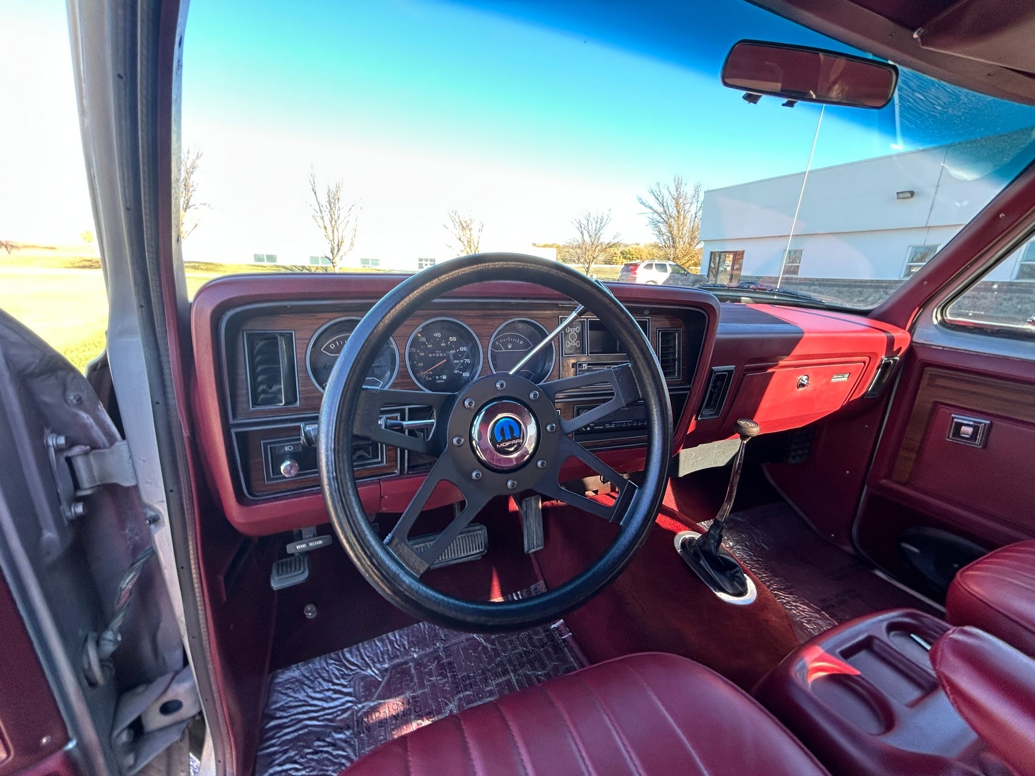 1984 Dodge Ramcharger Royal SE