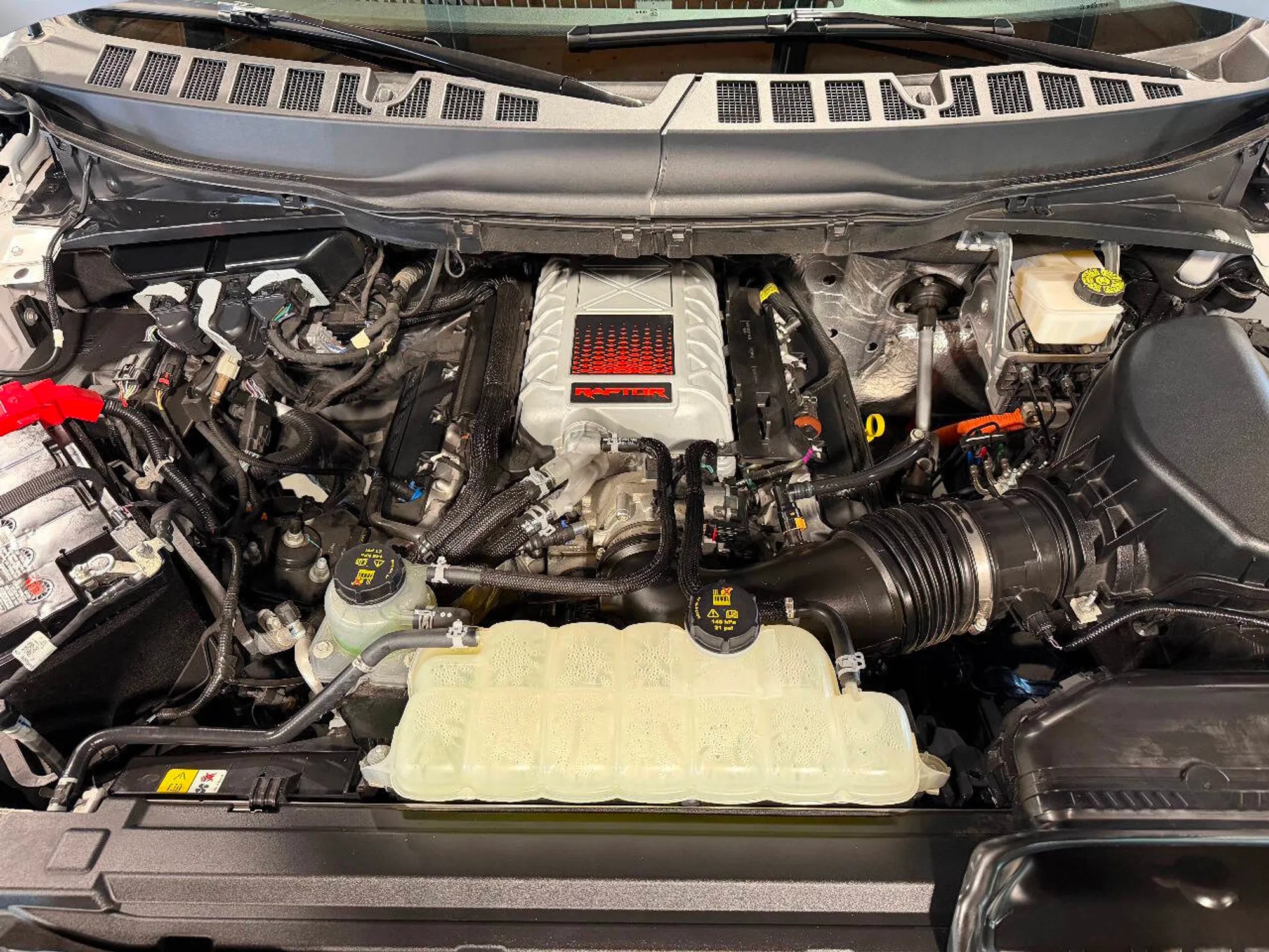 2024 Ford F-150 Raptor R